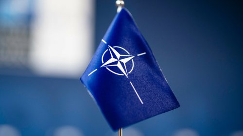 NATO admiralı: Bizim daha çox raket, mərmi və HHM sistemlərinə ehtiyacımız var