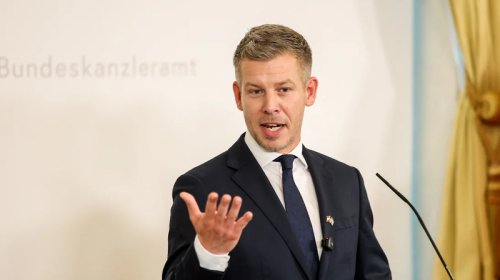 Peter Macar: Münaqişə bitdikdən sonra Aİ Rusiya qazının alınmasına qayıda bilər