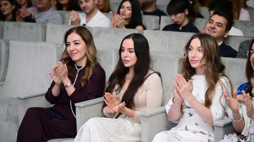 Leyla və Alena Əliyevalar konsertdə - FOTOLAR