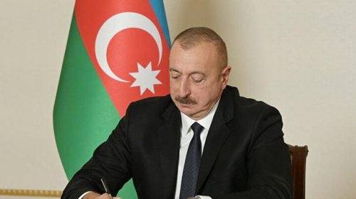 Prezidentdən elektron müraciətlərlə bağlı - Fərman