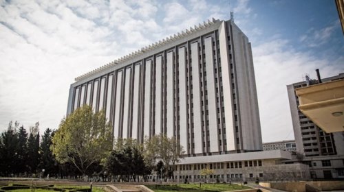 Memarlıq və İnşaat Universiteti 16 min manatlıq mal-material alır