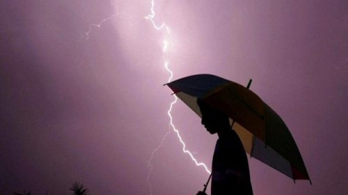 Azərbaycanın bəzi rayonlarında şimşək çaxır, yağış yağır