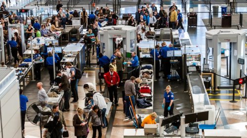 Əl yükü və reys gecikmələri: AP aviasərnişinlərin maraqlarını müdafiə etdi