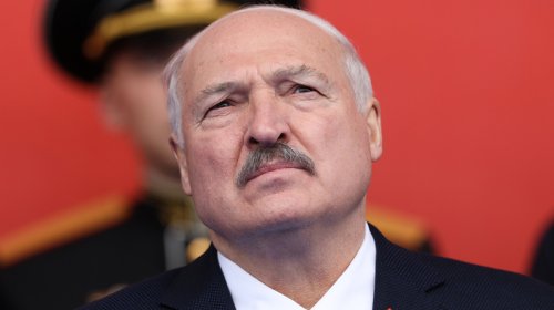 Lukaşenko: Belarus hər hansı aqressordan müdafiə üçün lazım olan bütün vasitələrə malikdir