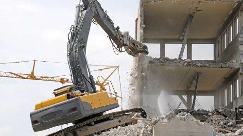 Bakının bir qəsəbəsində söküntü başladı - Kompensasiya veriləcək