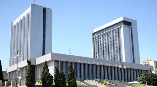 Milli Məclis 307 min manatlıq mətbəə və təsərrüfat malları alır