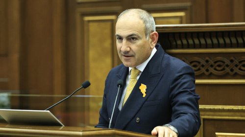 Paşinyan Rusiyaya gedir