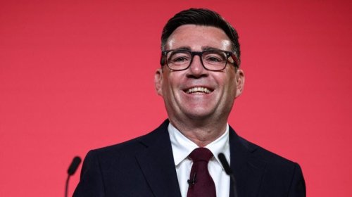 Politoloq: &ldquo;Böyük Britaniyada hökumət dəyişikliyi beynəlxalq siyasətdə...&rdquo;