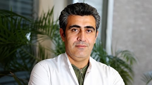 Tanınmış cərraha 9 il həbs verildi - &ldquo;Opera Hotel&rdquo;də tutulubmuş
