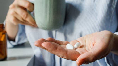 Doktor: Bəzi insanların hətta yayda belə əlavə D vitamini qəbuluna ehtiyacı var