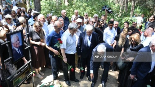 Xalq şairi Nəriman Həsənzadə I Fəxri xiyabanda dəfn edilib - FOTO