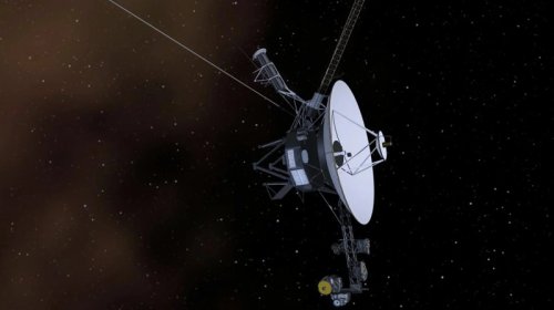 "Voyager-1" Yerdən o qədər uzaqlaşıb ki, göndərilən əmrlər ona yalnız ertəsi gün çatır
