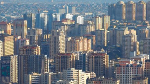 Bakıda evlər "od tutub yanır": Kirayəçi sayı kirayə verilən mənzil sayını keçir
