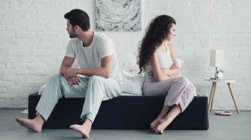 Niyə böyüklər hissləri barədə danışmaqda çətinlik çəkirlər?