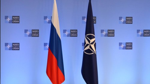 NATO-nun keçmiş əməkdaşı: Alyans Rusiya ilə birbaşa toqquşmadan yayınmağa çalışır