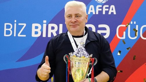 Azərbaycan millisinin baş məşqçisi vəzifəsindən getdi