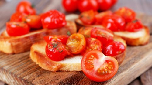 Hər gün pomidor yeməyin 5 mümkün mənfi təsiri