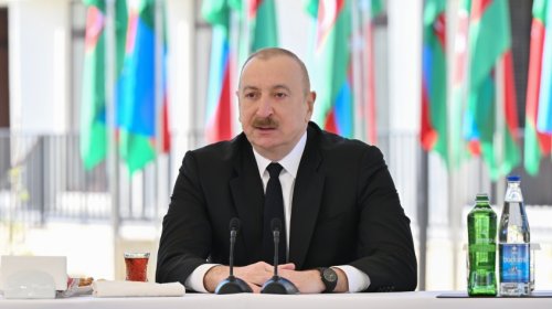 Prezident San Marinonun Regent Kapitanlarını təbrik etdi
