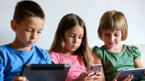 Uşaqları rəqəmsal təhlükələrdən necə qorumalıyıq?