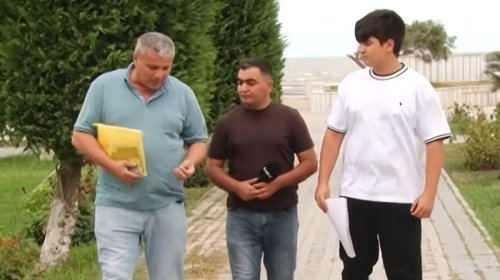 25 ildən sonra Azərbaycana qayıtdı: Övladlarının vətəndaşlıq problemi yarandı - VİDEO