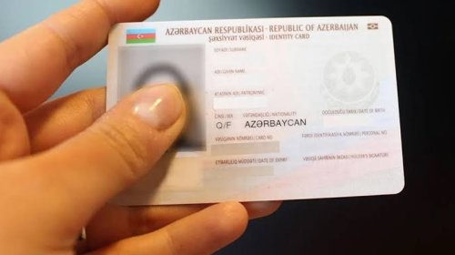 Şəxsiyyət vəsiqəsində ana adı qeyd olunmalıdır?