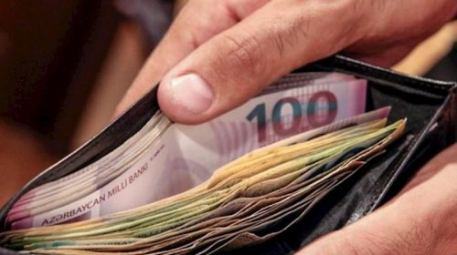 Qarşıdakı 4 ildə orta aylıq əməkhaqqı 366 manat artacaq