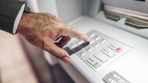 Avqust ayında pensiyaların orta məbləği 1 manat artıb