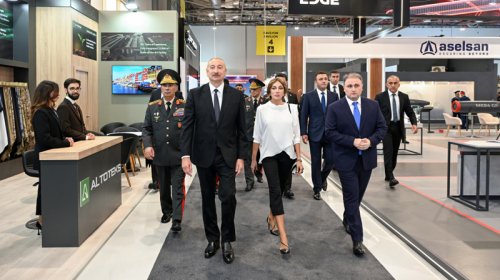 Prezident və birinci xanım "ADEX 2026" və "Securex Caspian" sərgiləri ilə tanış oldu - FOTO