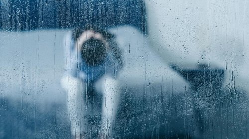 Depressiyanın 9 gizli əlaməti: Bu dəyişikliklərə diqqət edin