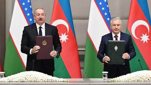 Azərbaycanla Özbəkistan arasında iki saziş təsdiqləndi