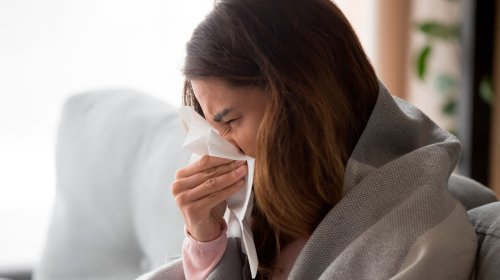 Soyuqdəymə zamanı antibiotikləri özbaşına qəbul etmək olmaz - Həkim