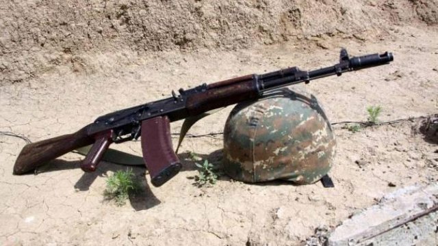 Ermənistan MN-in 3 əməkdaşı dava saldı - Sabiq deputatın oğluna atəş açıldı