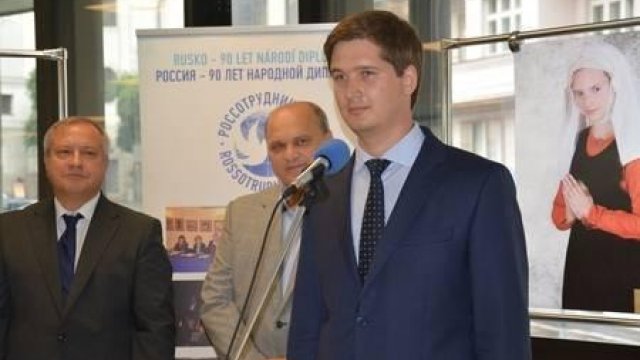 Praqa merini zəhərləmək istəyən rus diplomatının adı açıqlandı