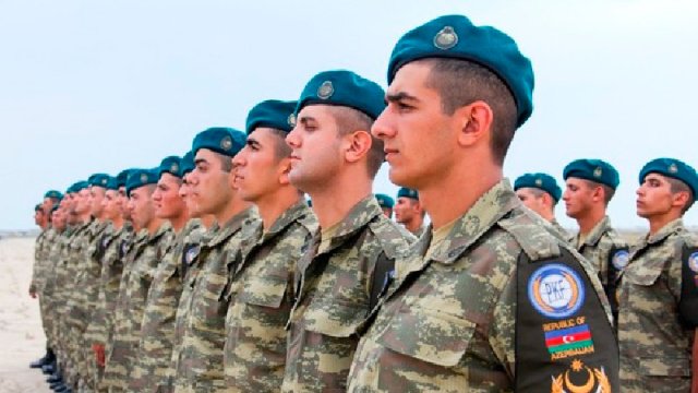 Ekspertdən orduya qara yaxanlarla bağlı təklif