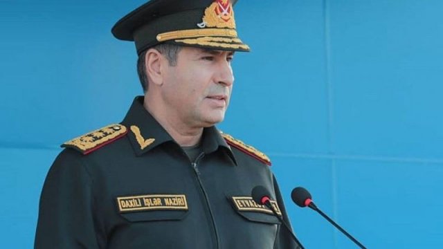 Vilayət Eyvazov bu postun komandirini vəzifəsindən azad etdi