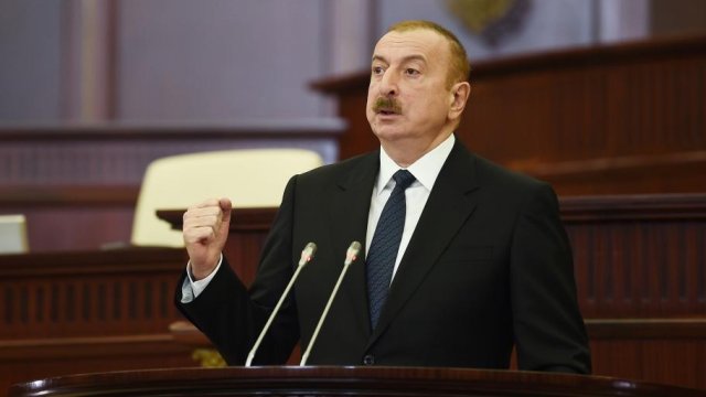 Rüşvətxorların yüksək çinli havadarları - Prezident kimlərə MESAJ VERDİ...