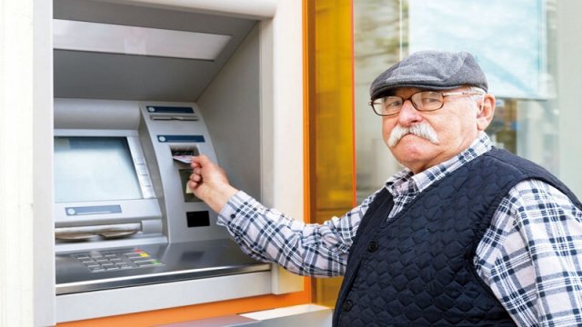 Pensiyaçıların diqqətinə: Qayda dəyişdi