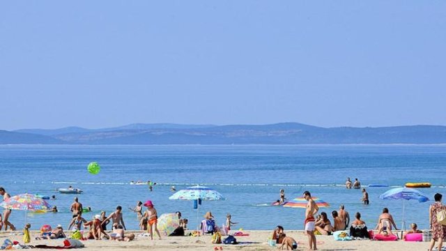 Çimərliklərdə növbə tutmaq üçün yeni icazə sistemi hazırlanır