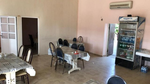 Bakıda daha bir kafe karantin qaydalarını pozdu (FOTO)