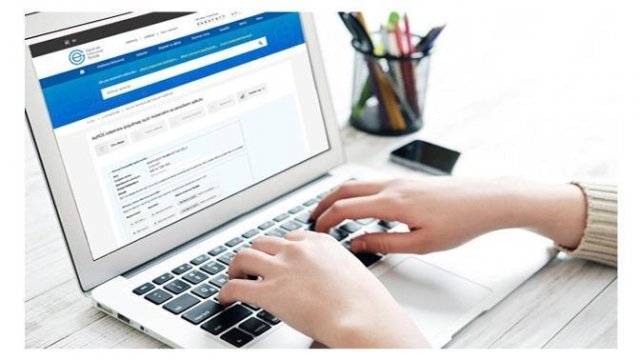 Azərbaycanda SMS icazə bərpa edilir - RƏSMİ