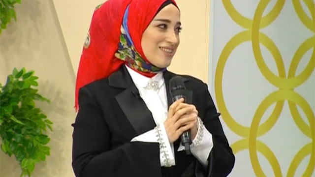 Allahşükür Paşazadənin qızı ilk dəfə efirdə - VİDEO