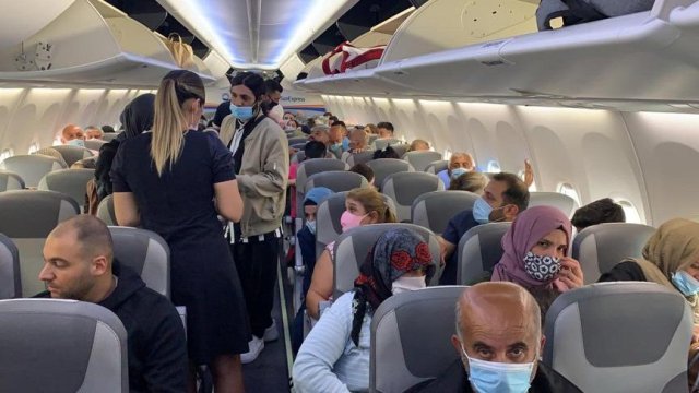 Təyyarədə koronavirus həyəcanı - Uçuş ləğv edildi