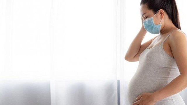 Azərbaycanda koronavirusa yoluxan həkim uşaq dünyaya gətirdi