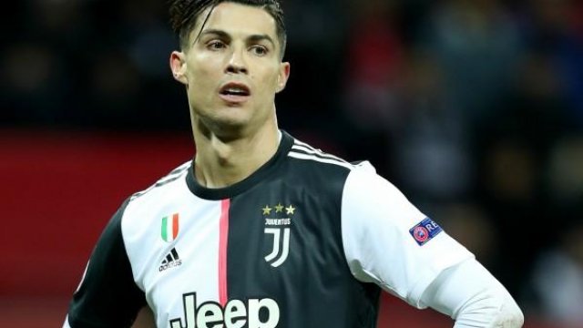 Ronaldo ilə bağlı iddia - İngiltərəyə qayıdır?