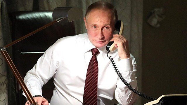 Putin məxfi kabinetini jurnalistlərə göstərdi - VİDEO