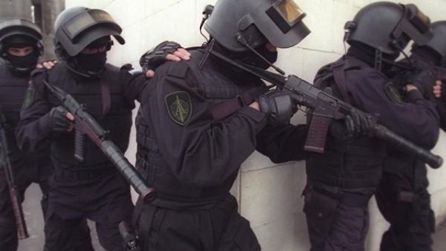 Abşeron rayonunda məmurlar həbs olundu - ƏMƏLİYYAT KEÇİRİLİR