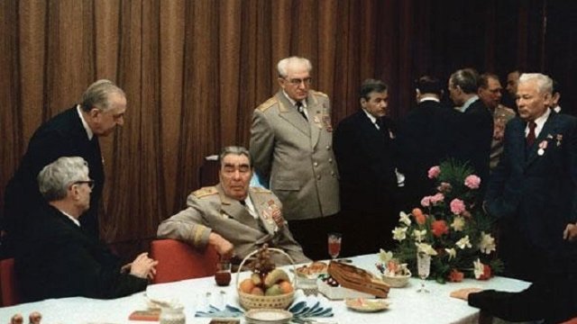 Kremlin məmurlarının ölümündə Andropov müəmması - SSRİ tarixinin sirli hadisələri...