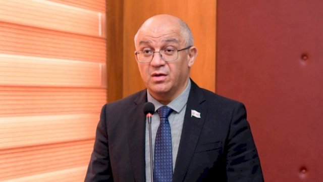 Koronavirusa yoluxan deputat xəstəxanaya yerləşdirildi