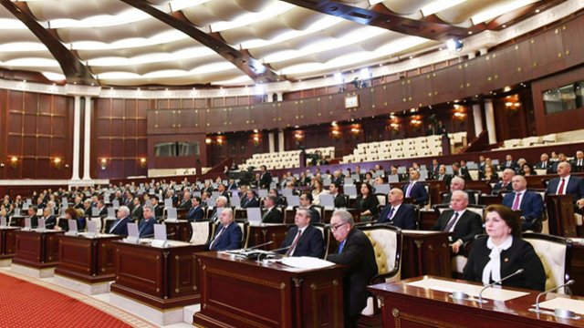 Parlamentin iclası sərt karantindən sonra keçiriləcək