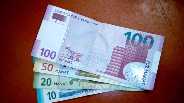 190 manatla bağlı rəsmi qərar verildi - Kimlər alacaq?
